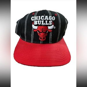 1990s Vintage Chicago Bulls NBA Starter SnapBack Hat Pinstriped Black